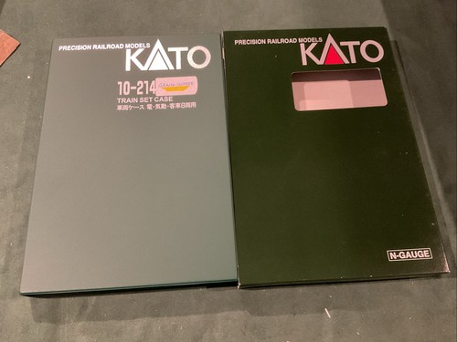 Kato train set case with - train,