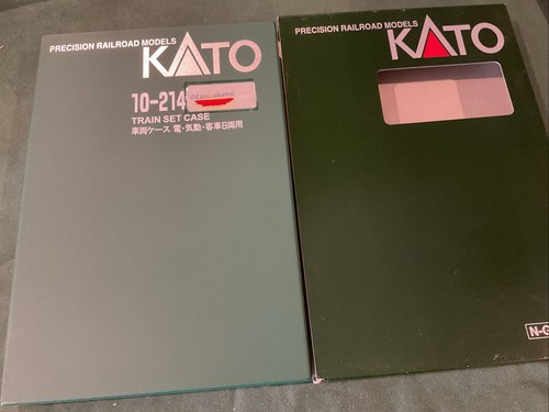 Kato train set case with - case,